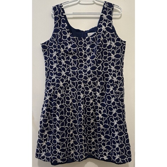 Monroe & Main Sleeveless Dress Navy With Embroidered White Flowers 18W Floral - Picture 1 of 4